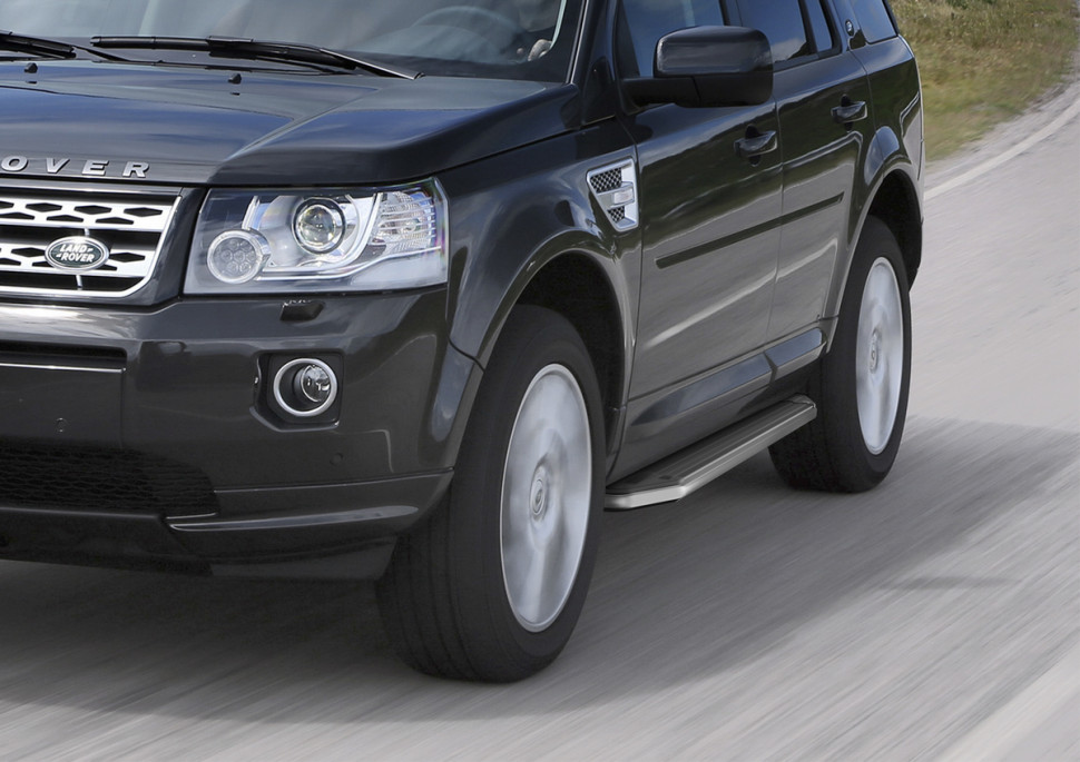 Пороги площадки (подножки) "Premium" Rival для Land Rover Freelander II 2006-2014, 173 см, 2 шт., алюминий, A173ALP.3102.1 с доставкой по всей России