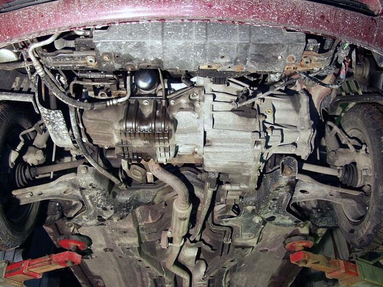 Защита картера и КПП Ford Fiesta двигатель 1,3  (1995-1998)  арт: 08.0302