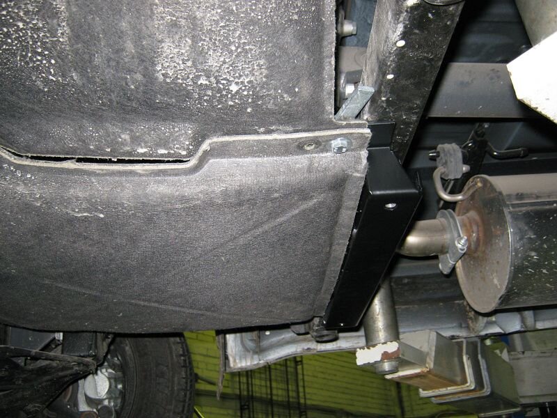 Защита картера и КПП Iveco Daily двигатель 2,3 MT  (2010-)  арт: 36.2779