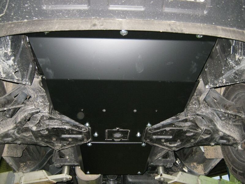 Защита картера и КПП Iveco Daily двигатель 2,3 MT  (2010-)  арт: 36.2779