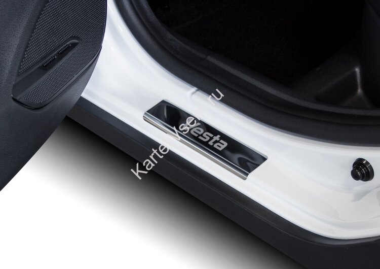 Накладки на пороги AutoMax для Lada Vesta седан, универсал 2015-н.в., нерж. сталь, с надписью, 4 шт., AMLAVES01