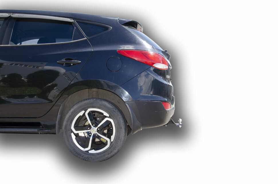 Фаркоп (ТСУ)  для KIA SPORTAGE (SL) 2010-2016 / HYUNDAI IX 35 (LM) 2010-2015 ( ШАР ВСТАВКА 50*50 )
