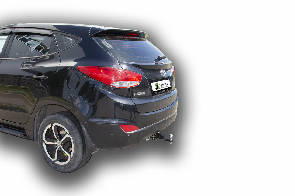 Фаркоп (ТСУ)  для KIA SPORTAGE (SL) 2010-2016 / HYUNDAI IX 35 (LM) 2010-2015 ( ШАР ВСТАВКА 50*50 )