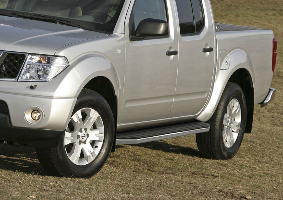 Пороги площадки (подножки) "Premium" Rival для Nissan Navara D40 2004-2015, 193 см, 2 шт., алюминий, A193ALP.4105.1 с доставкой по всей России
