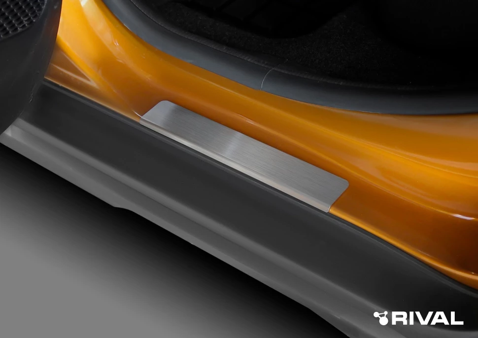 Накладки на пороги Rival для Renault Duster II 2021-н.в., нерж. сталь, с надписью, 4 шт., NP.4706.3
