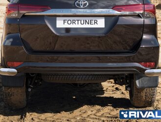 Защита заднего бампера d76 Уголки + комплект крепежа, Rival, Toyota Fortuner 2017-