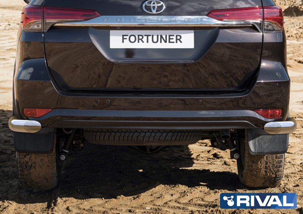Защита заднего бампера d76 Уголки + комплект крепежа, Rival, Toyota Fortuner 2017-