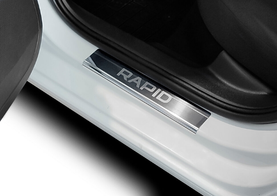 Накладки на пороги AutoMax для Skoda Rapid I, II 2013-2020 2020-н.в., нерж. сталь, с надписью, 4 шт., AMSKRAP01