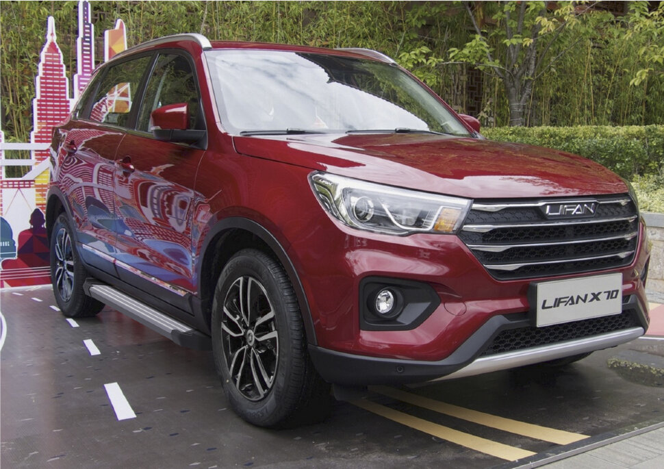 Пороги площадки (подножки) "Silver" Rival для Lifan X70 2017-н.в., 173 см, 2 шт., алюминий, F173AL.3305.1 купить недорого