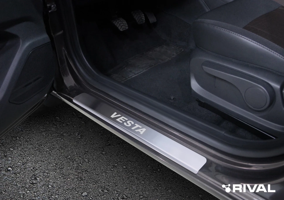 Накладки на пороги Rival для Lada Vesta CNG седан 2017-н.в., нерж. сталь, с надписью, 4 шт., NP.6007.3