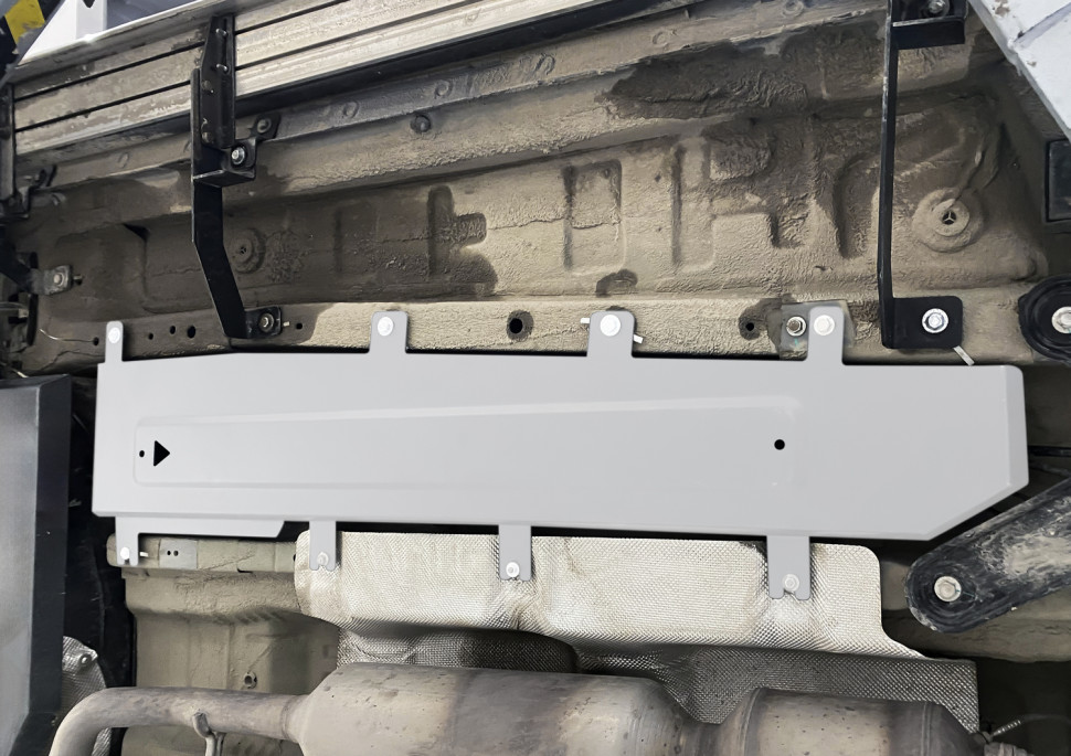 Защита топливных магистралей Rival для Soueast DX8S РКПП FWD (V - 1.5) 2022-н.в., рынок РФ, алюминий 3 мм, с крепежом, штампованная, 333.0958.1