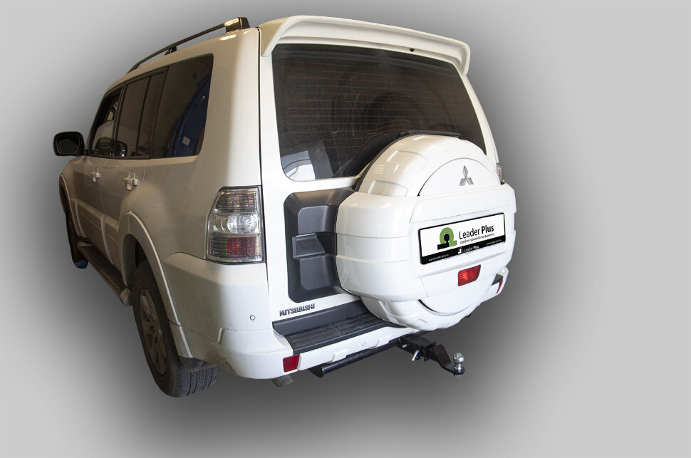 Фаркоп Mitsubishi Pajero шар вставка 50*50 (ТСУ) арт. M114-E