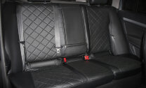 Авточехлы Rival Ромб (зад. спинка 40/60) для сидений Kia Sportage III 2010-2016, в комплекте передние подголовники Активные и Обычные, эко-кожа, черные, SC.2804.2
