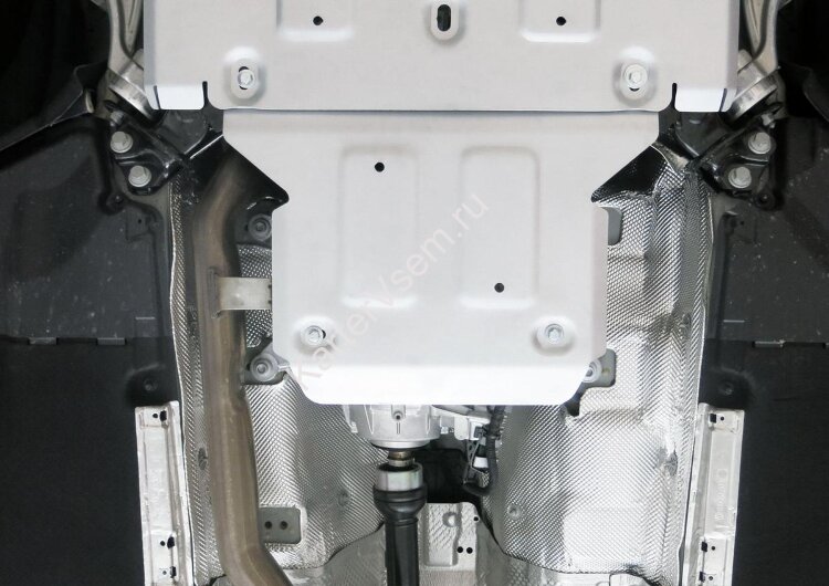 Защита РК Rival для Audi Q5 II 2017-2020 (устанавл-ся совместно с 333.0338.1), штампованная, алюминий 3 мм, с крепежом, 333.0339.1