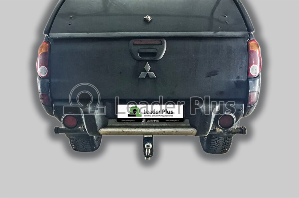 Фаркоп Mitsubishi L200 шар вставка 50*50 (ТСУ) арт. M116-E
