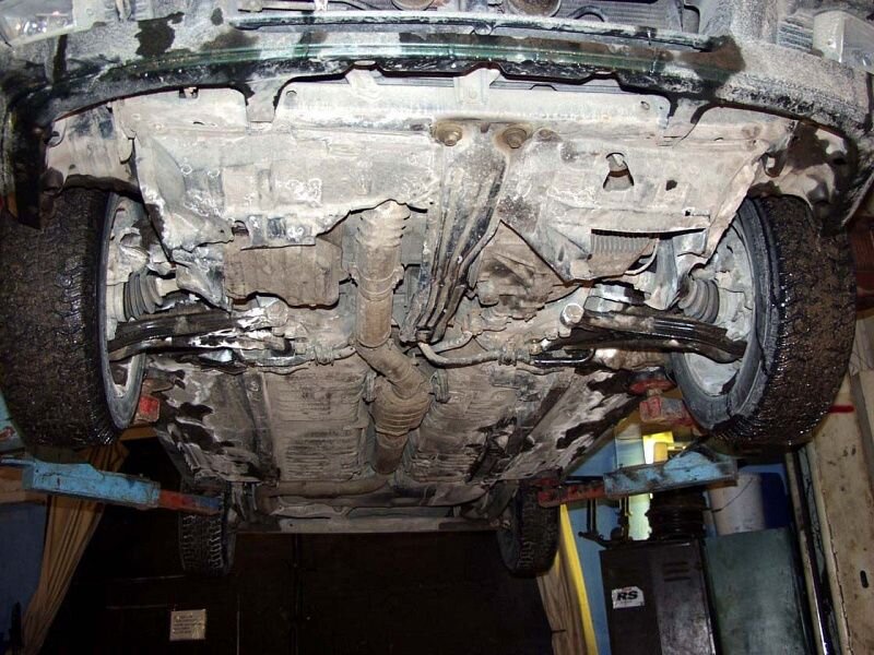 Защита картера и КПП Nissan Primera двигатель 1,6; 1,8; 2,0; 2,0d  (1996-2002)  арт: 15.0296