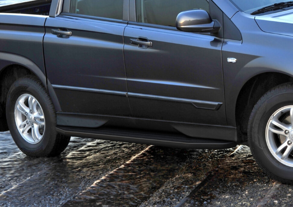Пороги площадки (подножки) "Premium-Black" Rival для SsangYong Actyon Sports II 2012-2016, 193 см, 2 шт., алюминий, A193ALB.5304.1 с доставкой по всей России