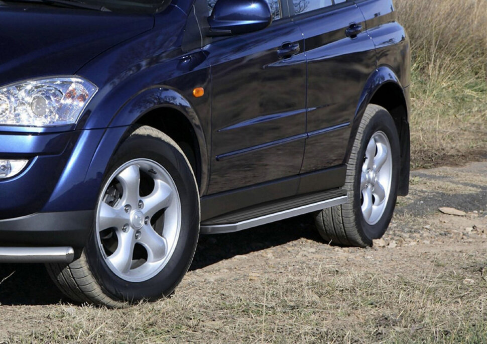 Пороги площадки (подножки) "Premium" Rival для SsangYong Kyron I рестайлинг 2007-2016, 173 см, 2 шт., алюминий, A173ALP.5301.1 с доставкой по всей России