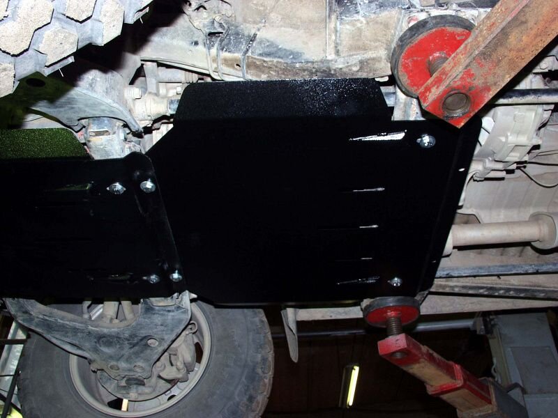 Защита КПП Mitsubishi L200 двигатель 2,5 TD; 2,4  (1996-2006)  арт: 14.0637
