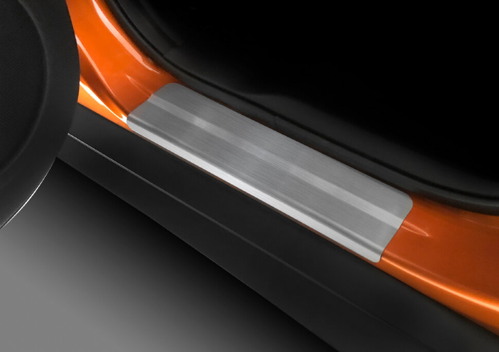 Накладки на пороги Rival для Nissan X-Trail T32 2015-2018 2018-н.в., нерж. сталь, с надписью, 4 шт., NP.4113.3 с инструкцией и сертификатом