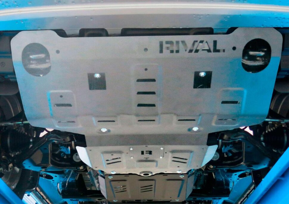 Защита радиатора и картера Rival для Toyota Hilux VIII 4WD 2015-2018, штампованная, алюминий 6 мм, с крепежом, 2333.5710.1.6