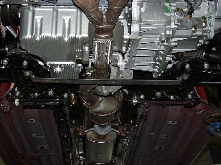Защита картера и КПП Alfa Romeo 147 двигатель 1,6; 2,0; 3,2; 1,9JTD  (2000-2010)  арт: 01.0422