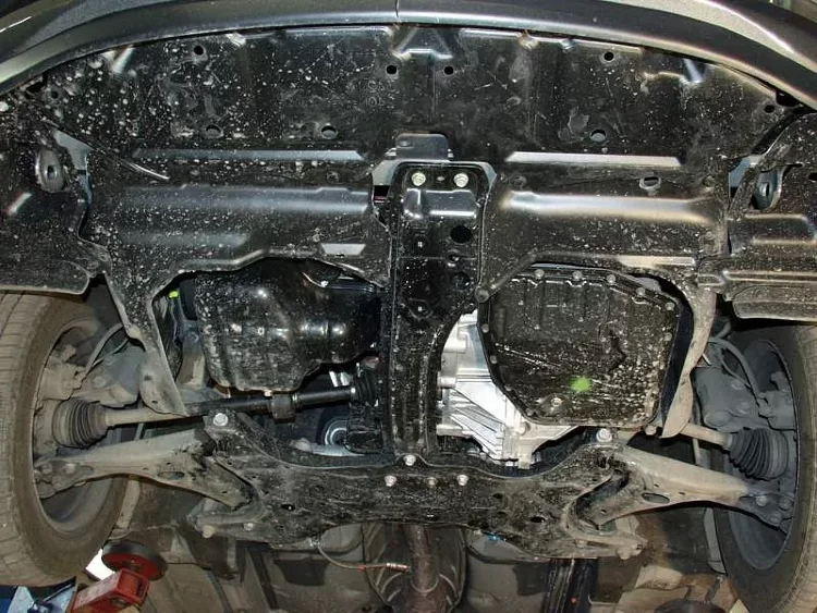 Защита картера и КПП Toyota Corolla двигатель 1,4; 1,6; 1,4D; 2,0D  (2001-2007)  арт: 24.0648