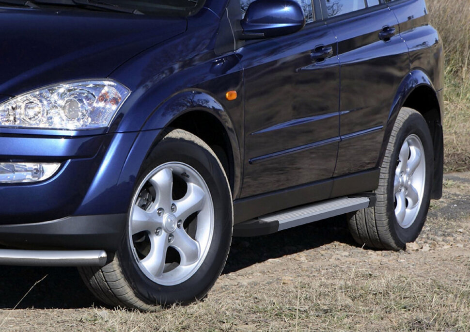 Пороги площадки (подножки) "Silver" Rival для SsangYong Kyron I рестайлинг 2007-2016, 173 см, 2 шт., алюминий, F173AL.5301.1 с доставкой по всей России