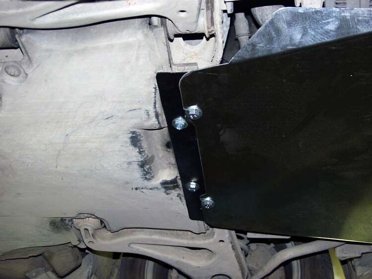 Защита картера Mercedes Benz C-Klasse двигатель 1,8 - 2,8; 2,0D; 2,2D; 2,5D  (1993-2000)  арт: 13.0301