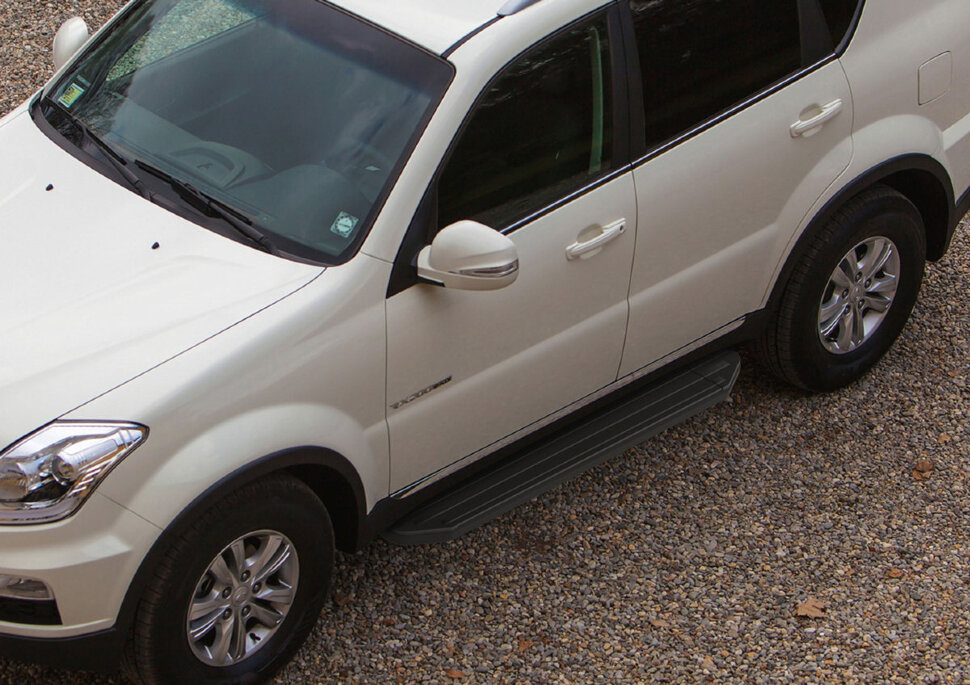 Пороги площадки (подножки) "Premium-Black" Rival для SsangYong Rexton II, III 2007-2017, 173 см, 2 шт., алюминий, A173ALB.5302.1 с доставкой по всей России