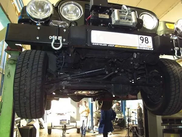 Защита рулевых тяг Jeep Wrangler двигатель 4,0 i  (1996-2006)  арт: 04.0980