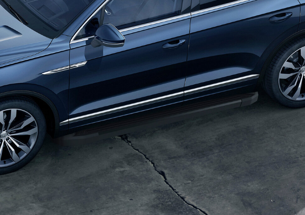 Пороги площадки (подножки) "Black" Rival для Volkswagen Touareg III 2018-н.в., 193 см, 2 шт., алюминий, F193ALB.5806.1 с доставкой по всей России