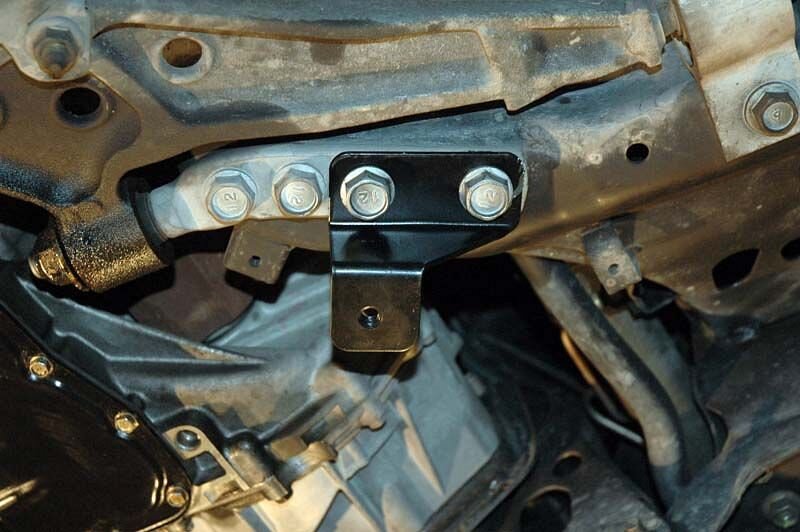 Защита картера и КПП Nissan Serena двигатель 2,0 fwd  (2000-2005)  арт: 15.0819