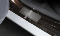 Накладки на пороги Rival для Renault Duster I 2010-2021, нерж. сталь, с надписью, 4 шт., NP.4703.3 с инструкцией и сертификатом