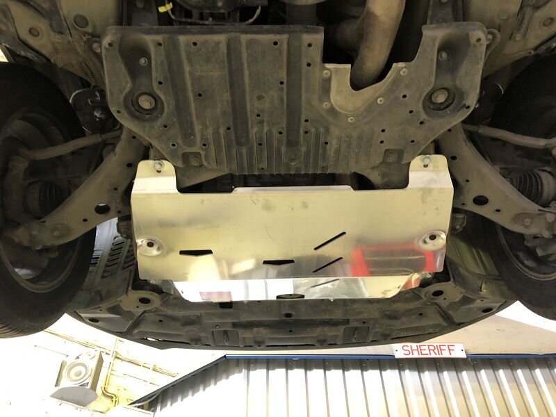 Защита картера и КПП Toyota Highlander  (2009-)  арт: 24.3018