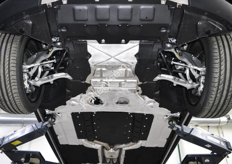 Защита радиатора, КПП и РК Rival (черная) для Rolls-Royce Cullinan 2018-н.в., штампованная, алюминий 4 мм, с крепежом, 4 части, K333.2503.1