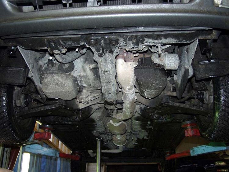 Защита картера и КПП Mitsubishi Galant двигатель 1,8; 2,0; 1,8TDI  (1988-1992)  арт: 14.0082