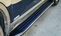 Пороги площадки (подножки) "Premium-Black" Rival для Lada Niva Travel 2021-н.в., 160 см, 2 шт., алюминий, A160ALB.6006.1