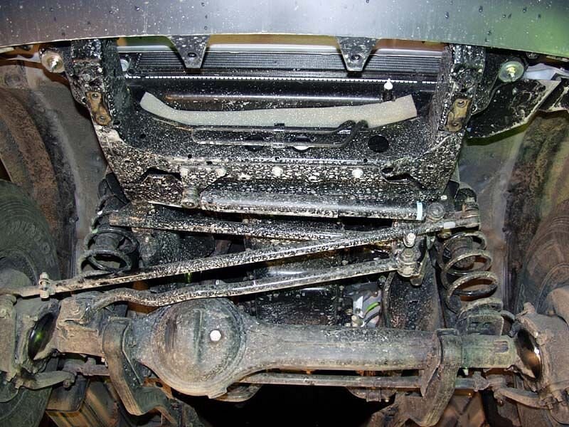Защита рулевых тяг Toyota Land Cruiser 105 двигатель 4,2D; 4,5; 4,7  (1998-2007)  арт: 24.0580