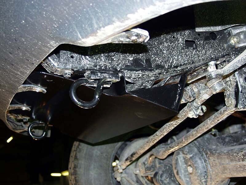 Защита рулевых тяг Toyota Land Cruiser 105 двигатель 4,2D; 4,5; 4,7  (1998-2007)  арт: 24.0580