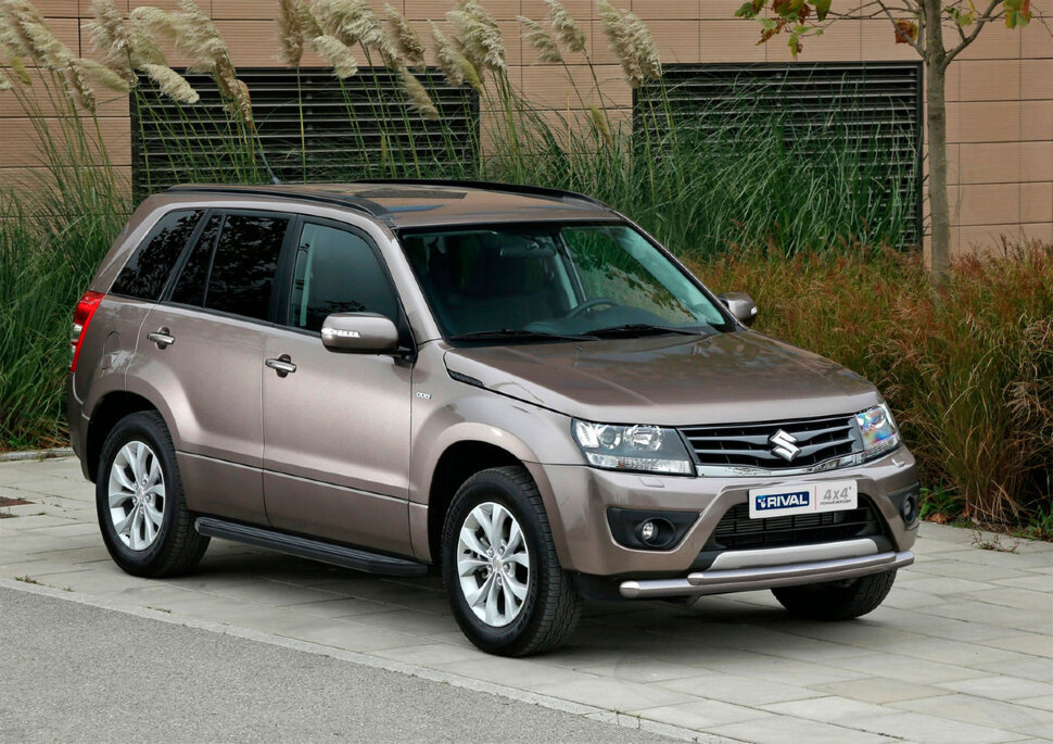 Пороги площадки (подножки) "Premium-Black" Rival для Suzuki Grand Vitara III 5-дв. 2005-2015, 173 см, 2 шт., алюминий, A173ALB.5502.2 купить недорого