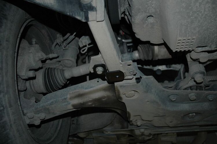 Защита картера и КПП Renault Laguna двигатель 1.5 TDI; 2.0 TDI  (2007-2015)  арт: 18.2630