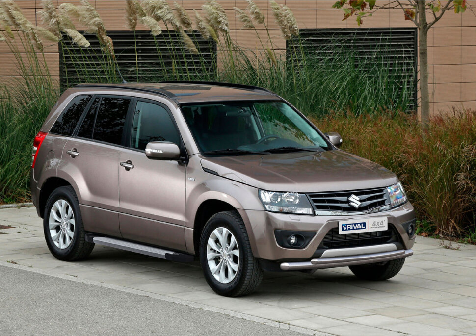 Пороги площадки (подножки) "Silver" Rival для Suzuki Grand Vitara III 5-дв. 2005-2015, 173 см, 2 шт., алюминий, F173AL.5502.2 купить недорого