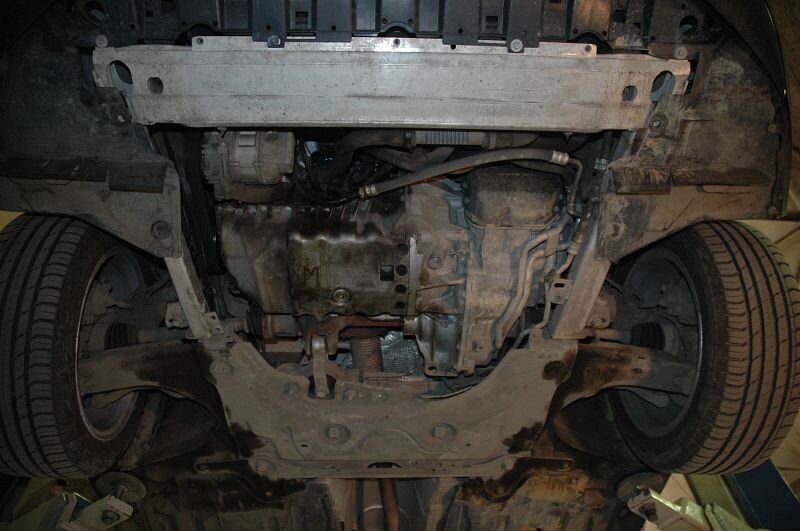 Защита картера и КПП Renault Laguna двигатель 2,0 АТ  (2007-2015)  арт: 18.2416