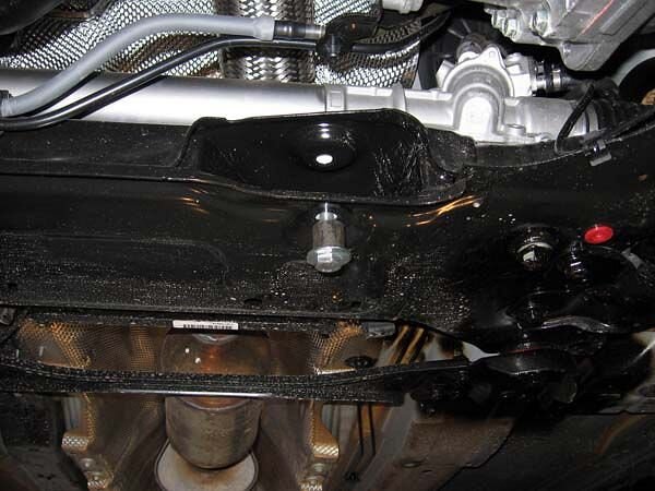 Защита картера и КПП Volvo S 60 двигатель 2,5T, 3.2  (2006-2016)  арт: 25.1028
