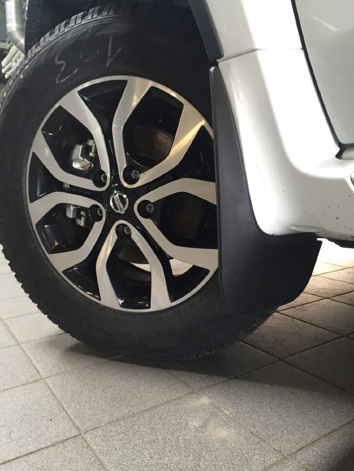 Брызговики передние Rival для Nissan Terrano III поколение 2014-2017 2017-н.в., термоэластопласт, 2 шт., без крепежа, 24108001