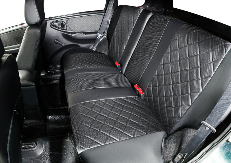 Авточехлы Rival Ромб (зад. спинка 40/60) для сидений Chevrolet Niva 2002-2013, эко-кожа, черные, SC.1004.2