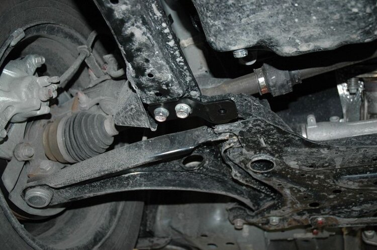 Защита картера и КПП Mitsubishi Outlander двигатель 2,0, 2,4, 3,0 CVT 4wd;  (2012-)  арт: 14.2580