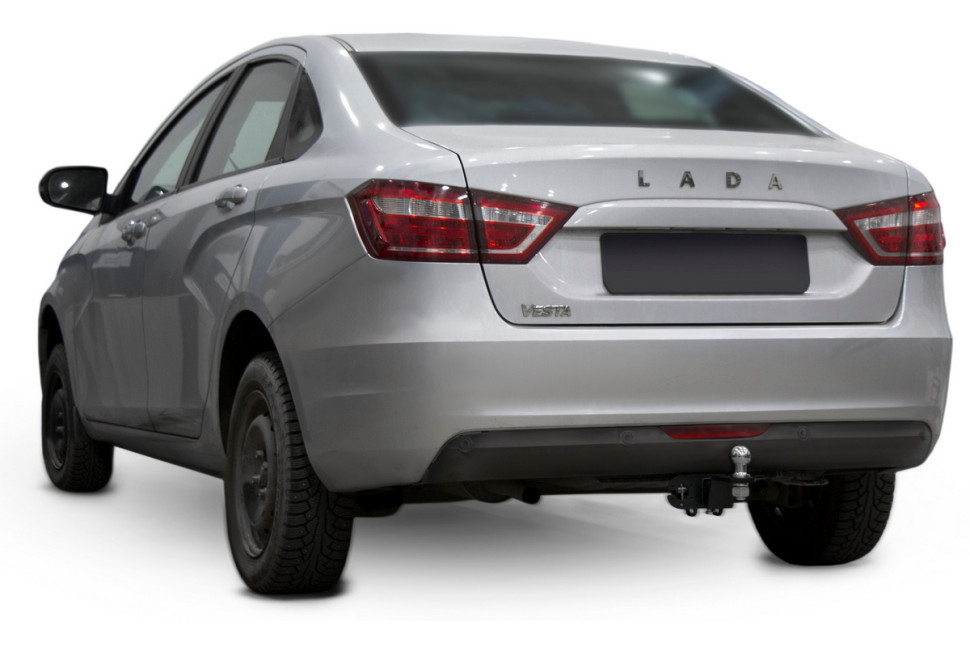 Фаркоп под квадрат Berg для Lada Vesta Cross (Лада Веста Кросс) седан, универсал 2017-н.в., шар E, 900/75 кг, F.6017.004