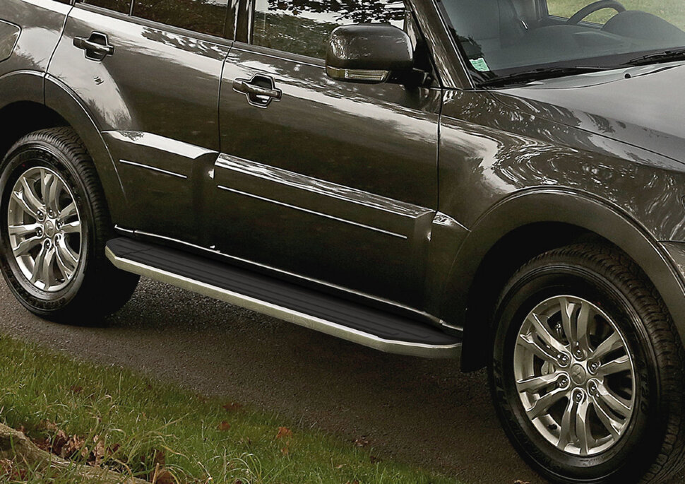 Пороги площадки (подножки) "Premium" Rival для Mitsubishi Pajero IV 2006-2014 2014-н.в., 173 см, 2 шт., алюминий, A173ALP.4002.1 с доставкой по всей России